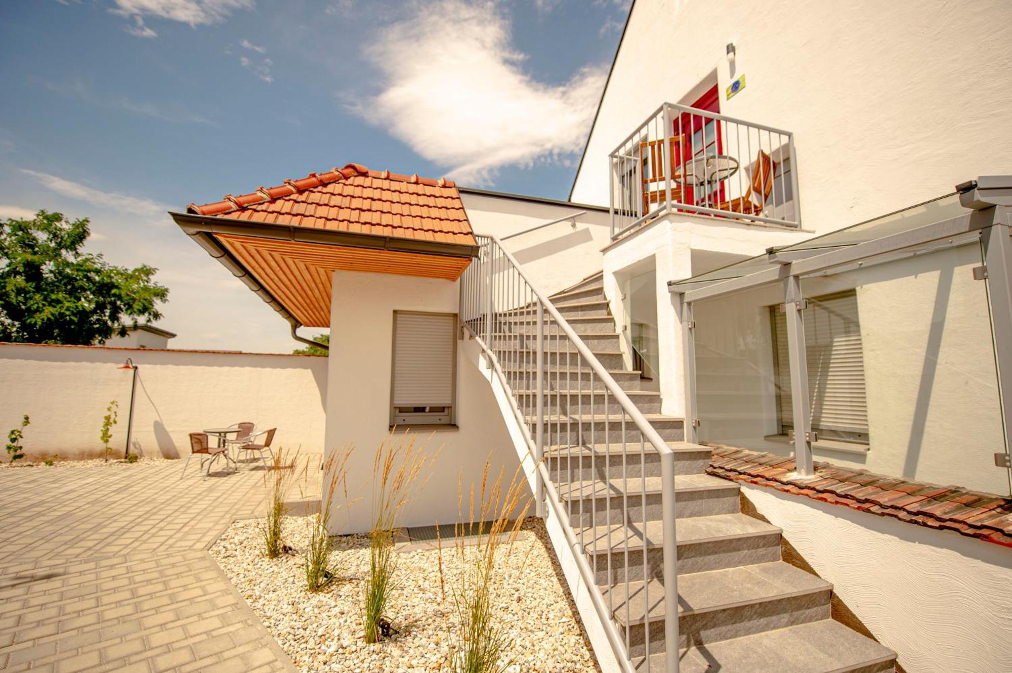 Dasweinberg Contactless Check-In Podersdorf am See Room photo